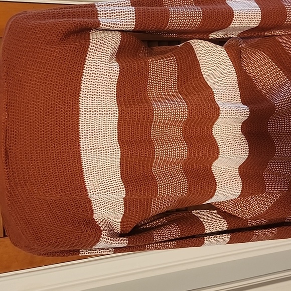 Market and Spruce women's Sweater - Picture 4 of 5